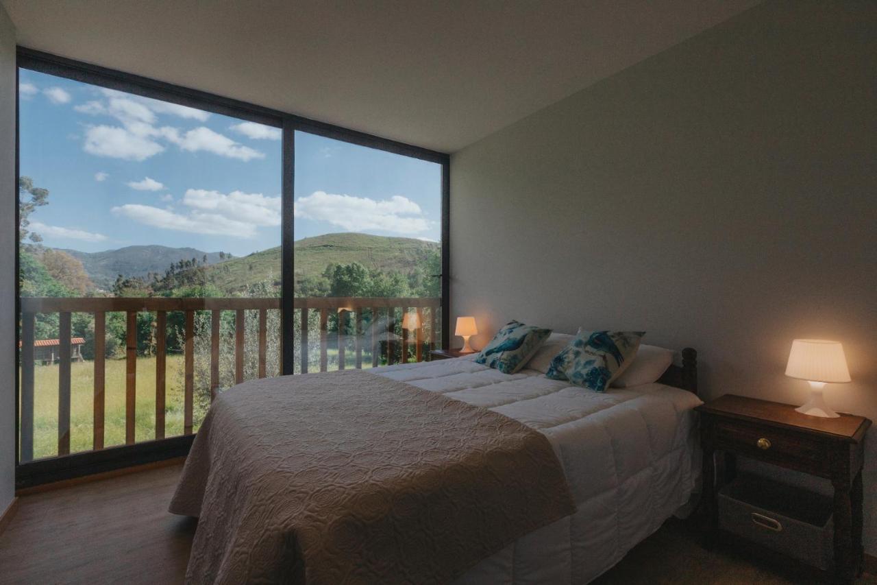 Casa Velha De Ponta Soto Villa Cela  Luaran gambar