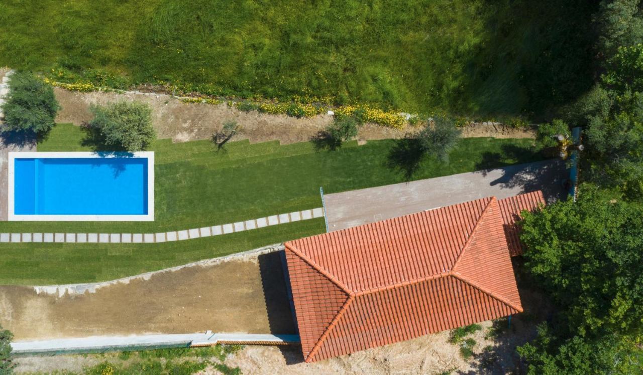 Casa Velha De Ponta Soto Villa Cela  Luaran gambar